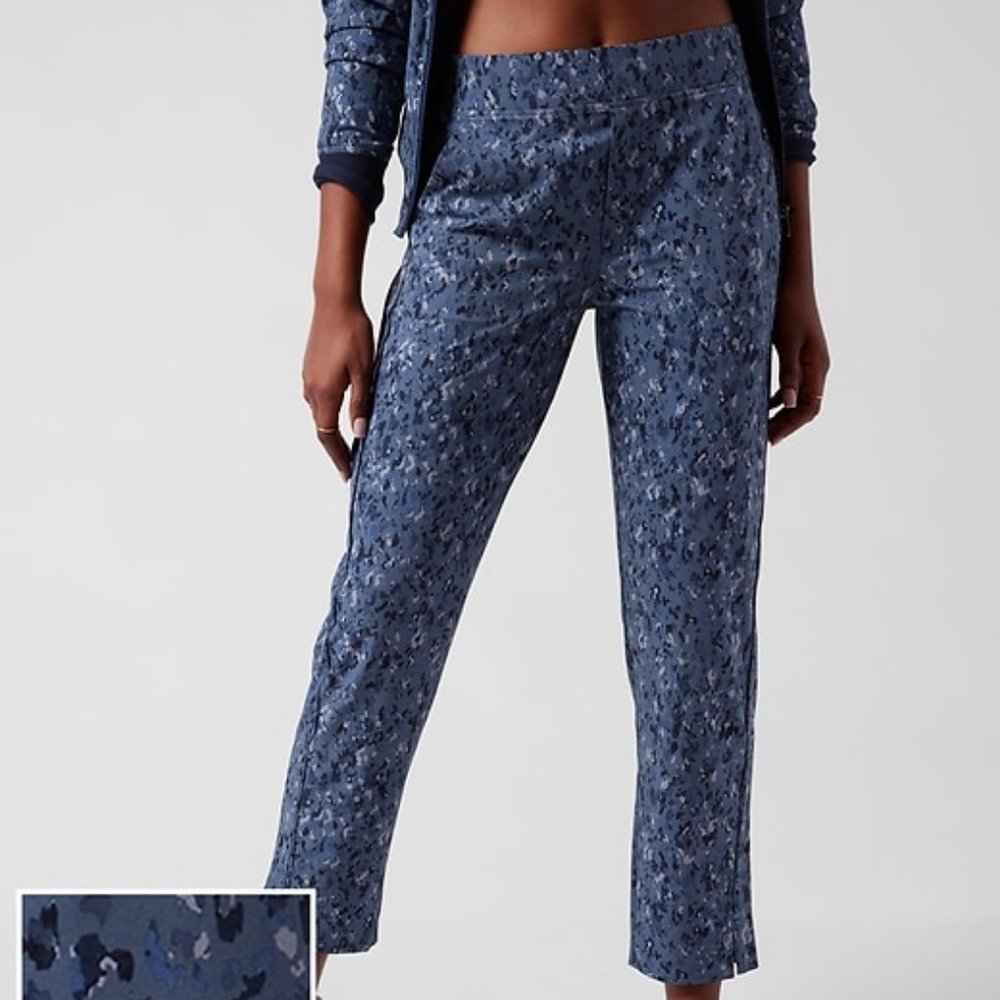 Athleta Brooklyn Ankle Pant size 20 Captivate Chrome Blue.